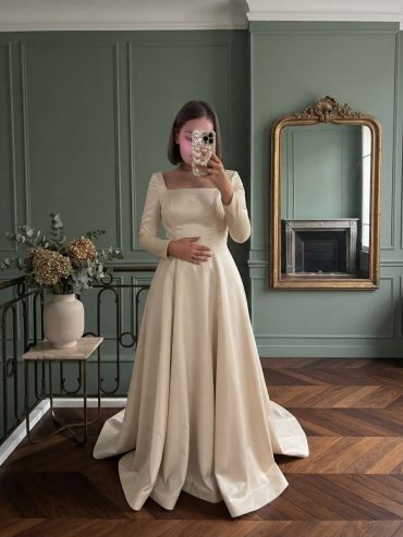 Abend Kleid in beige